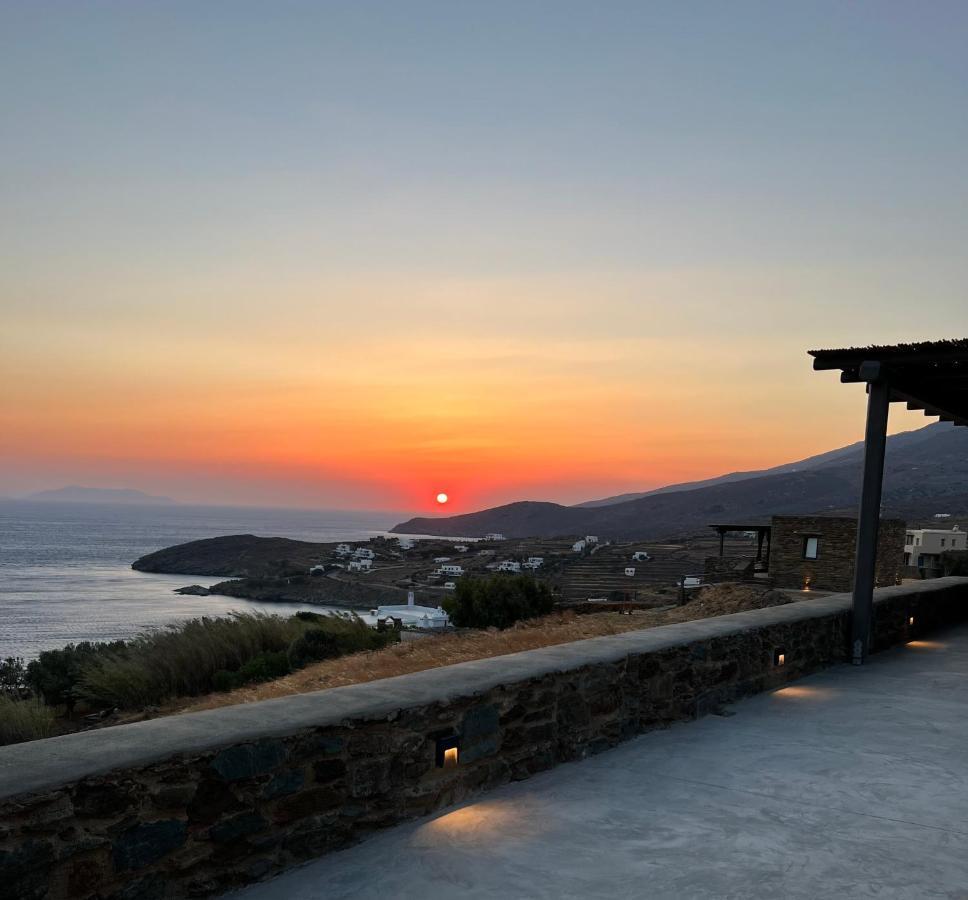 Вилла Aerino Seaside Agios Romanos Экстерьер фото